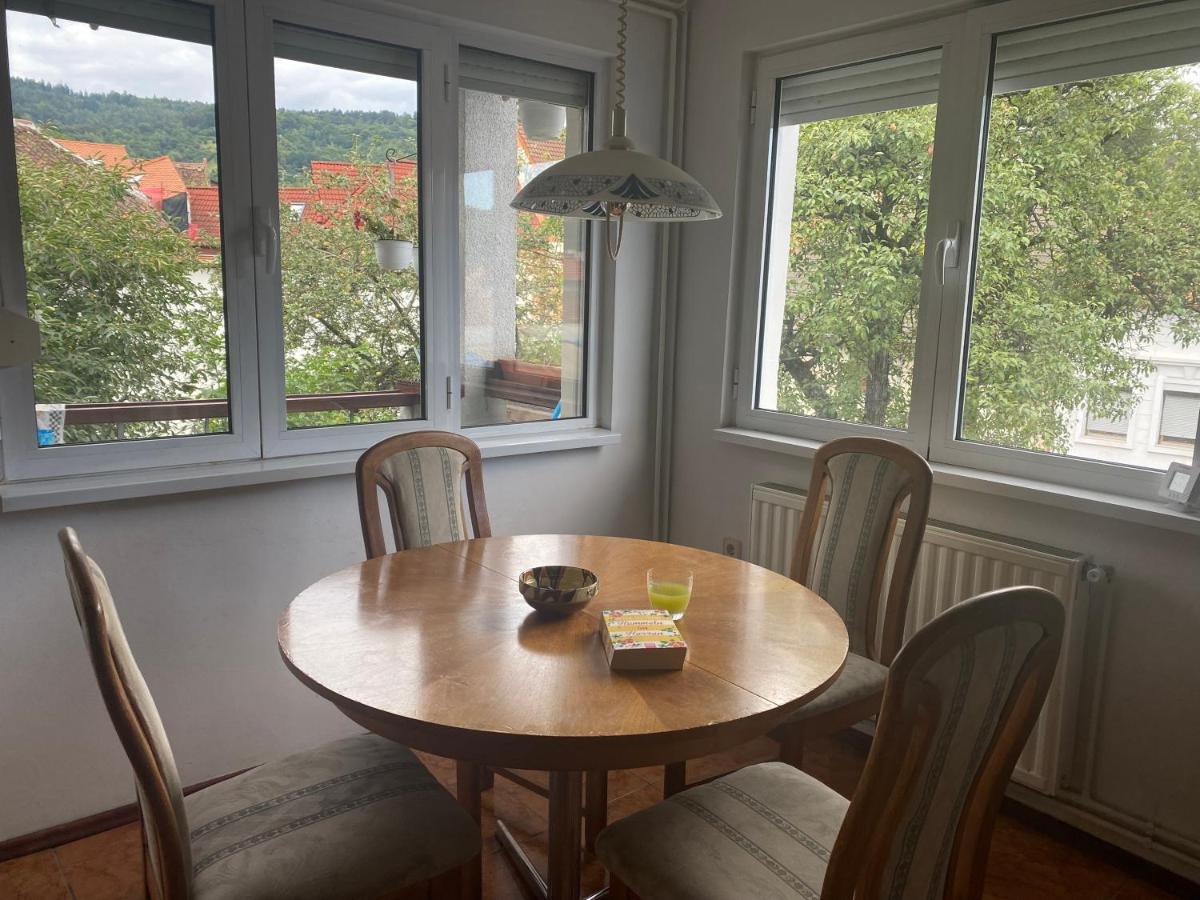 Rose'S Oldtown Apartment Braşov Buitenkant foto