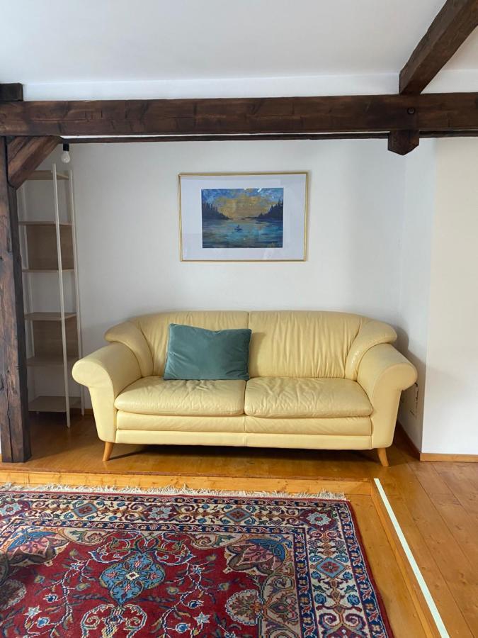 Rose'S Oldtown Apartment Braşov Buitenkant foto