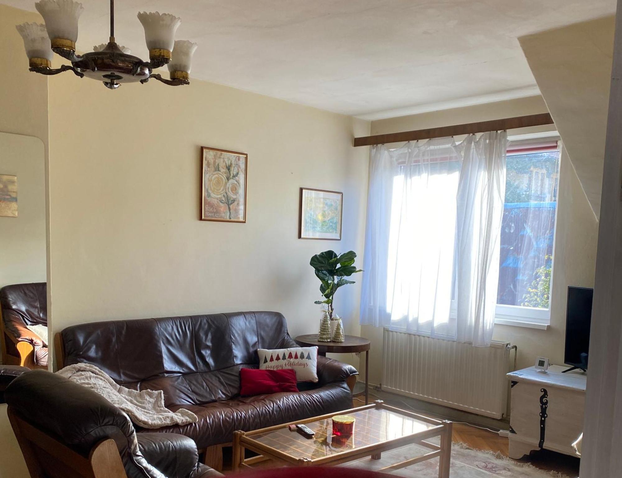 Rose'S Oldtown Apartment Braşov Buitenkant foto