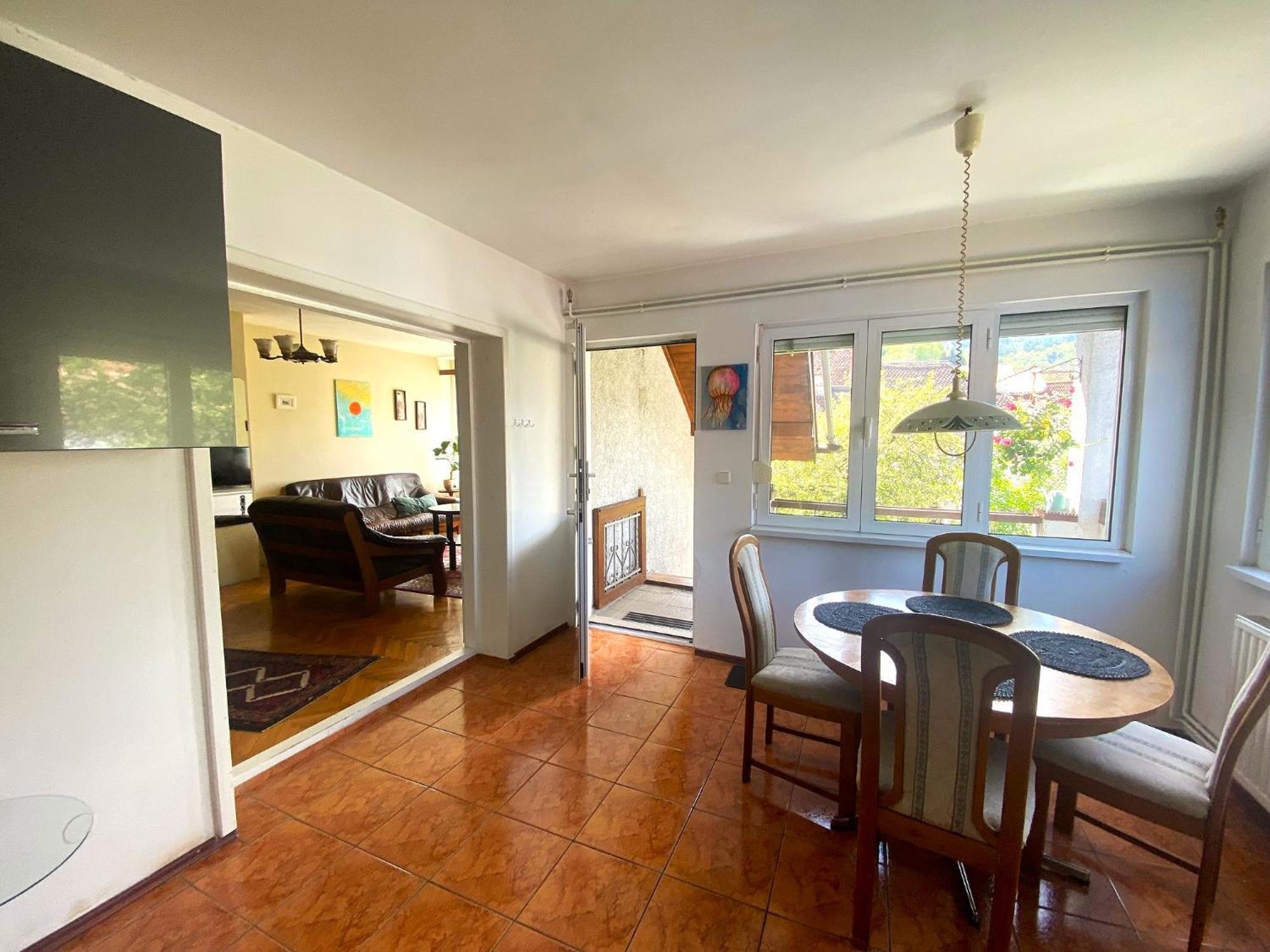 Rose'S Oldtown Apartment Braşov Buitenkant foto